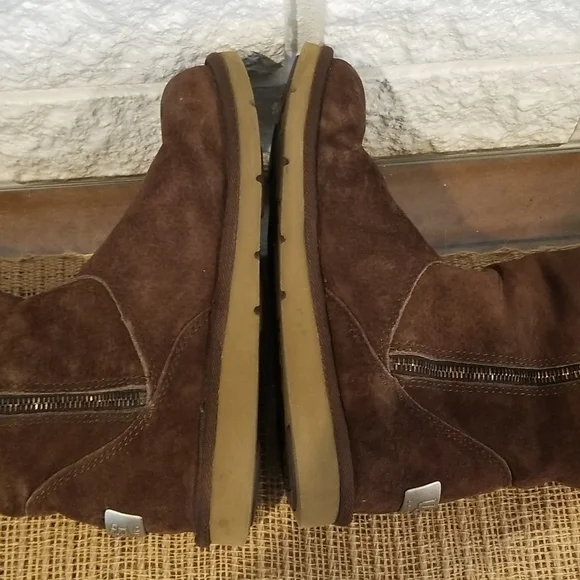 UGG Australia Cargo III 3 Tall Boots Brown Buckle Side Zipper size 7 Style #5132 - Picture 8 of 13